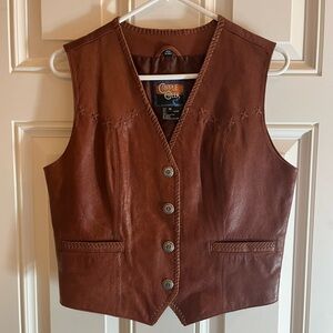 Women’s Cripple Creek Sienna Leather Vest.  Size Medium.